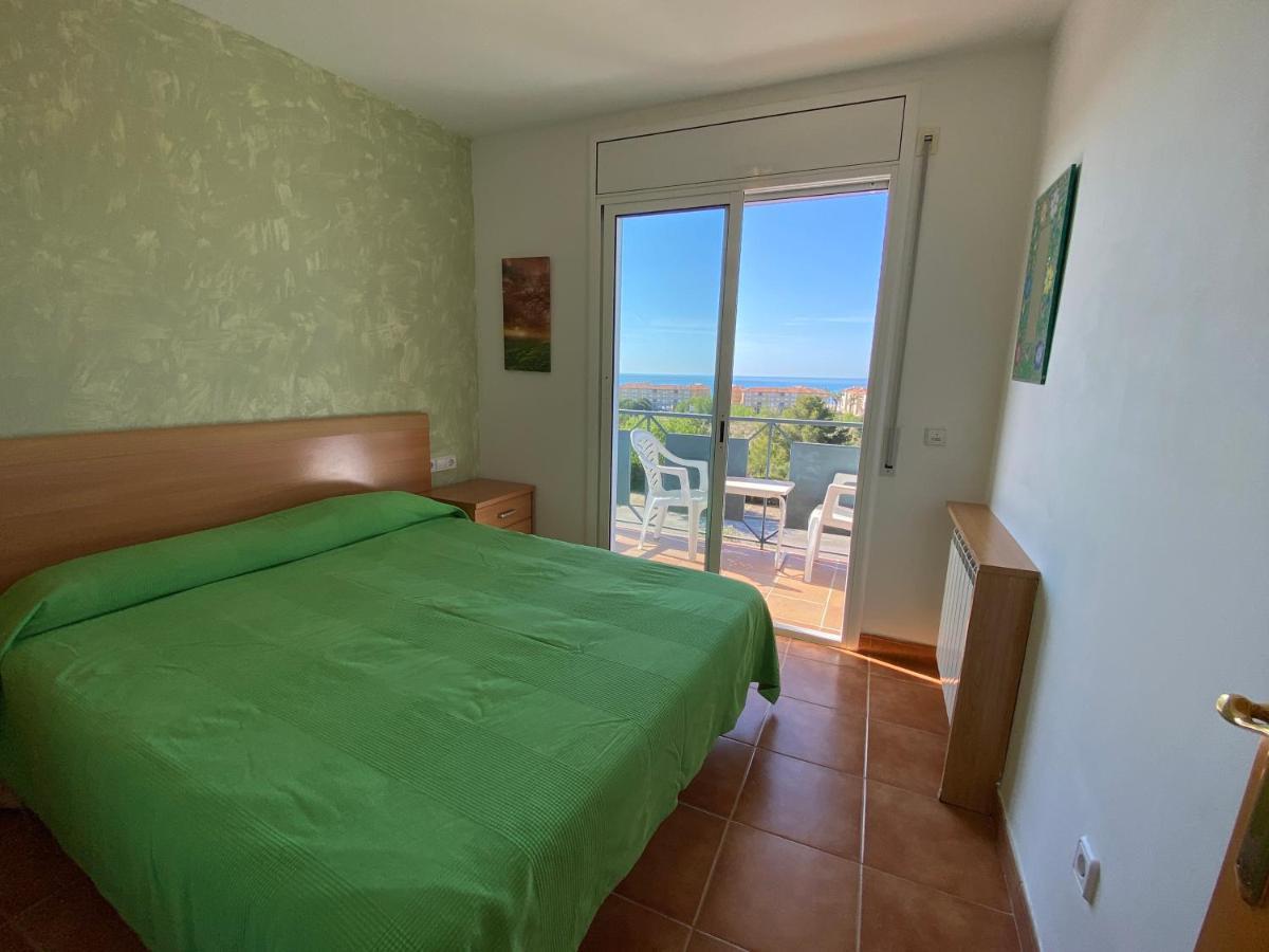 House On The Beach Calafell Exterior photo